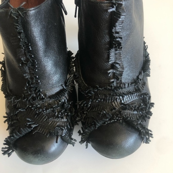 Chie Mihara Atino Fringe Ankle Booties - Picture 4 of 16